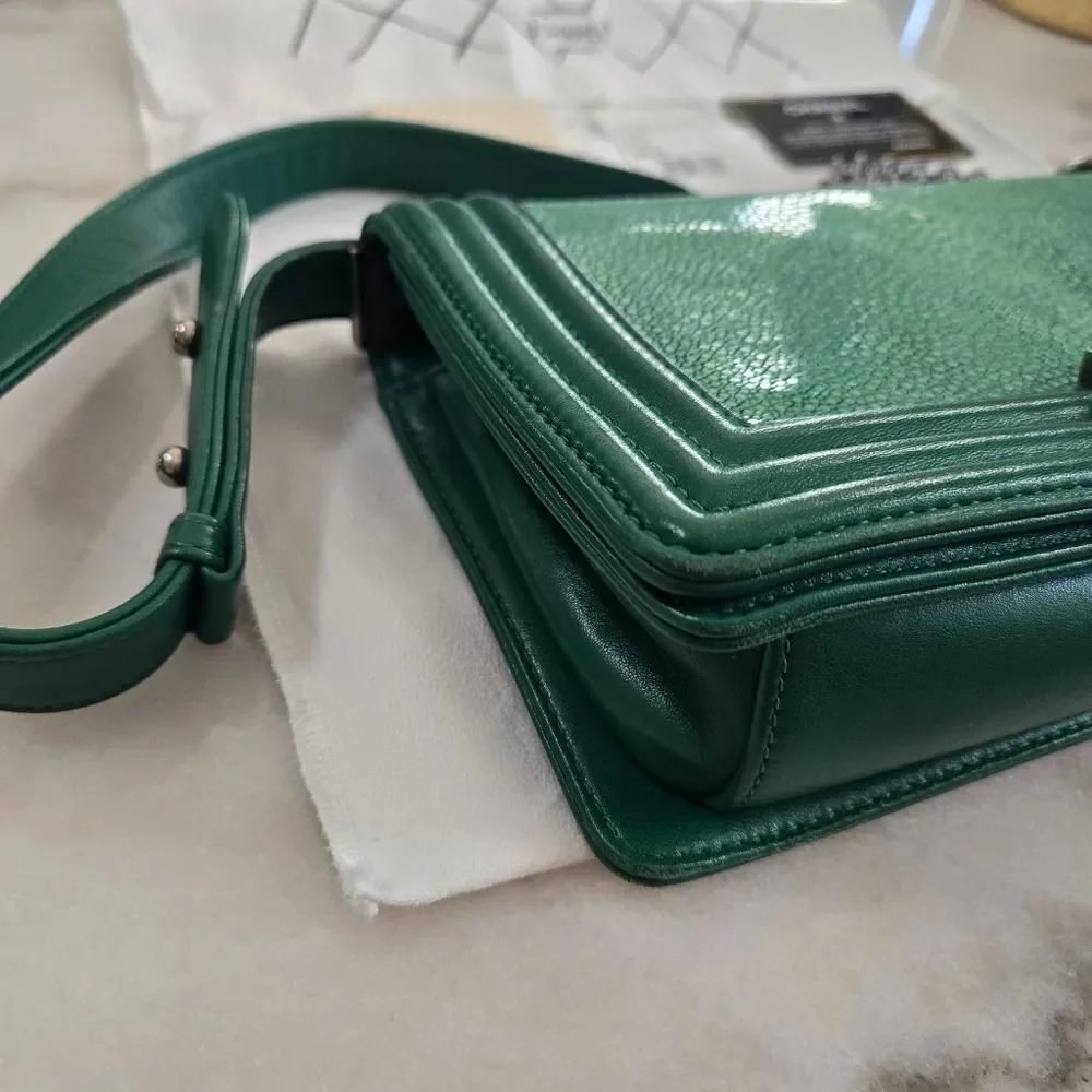 Chanel Green Lambskin Galuchat Stingray Medium Boy Bag
